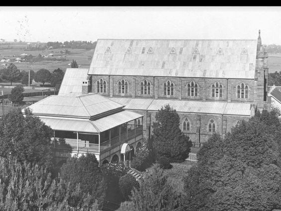 Cathedral Precinct Tour